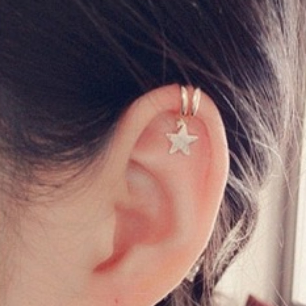 Star Ear Cuff- silver tone